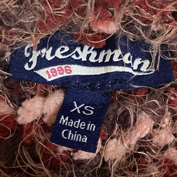 Freshman Cardigan - Picture 4 of 6